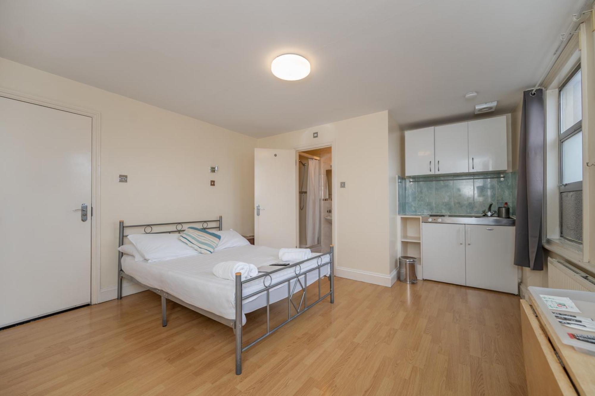 Flexistay Aparthotel Tooting Londra Exterior foto