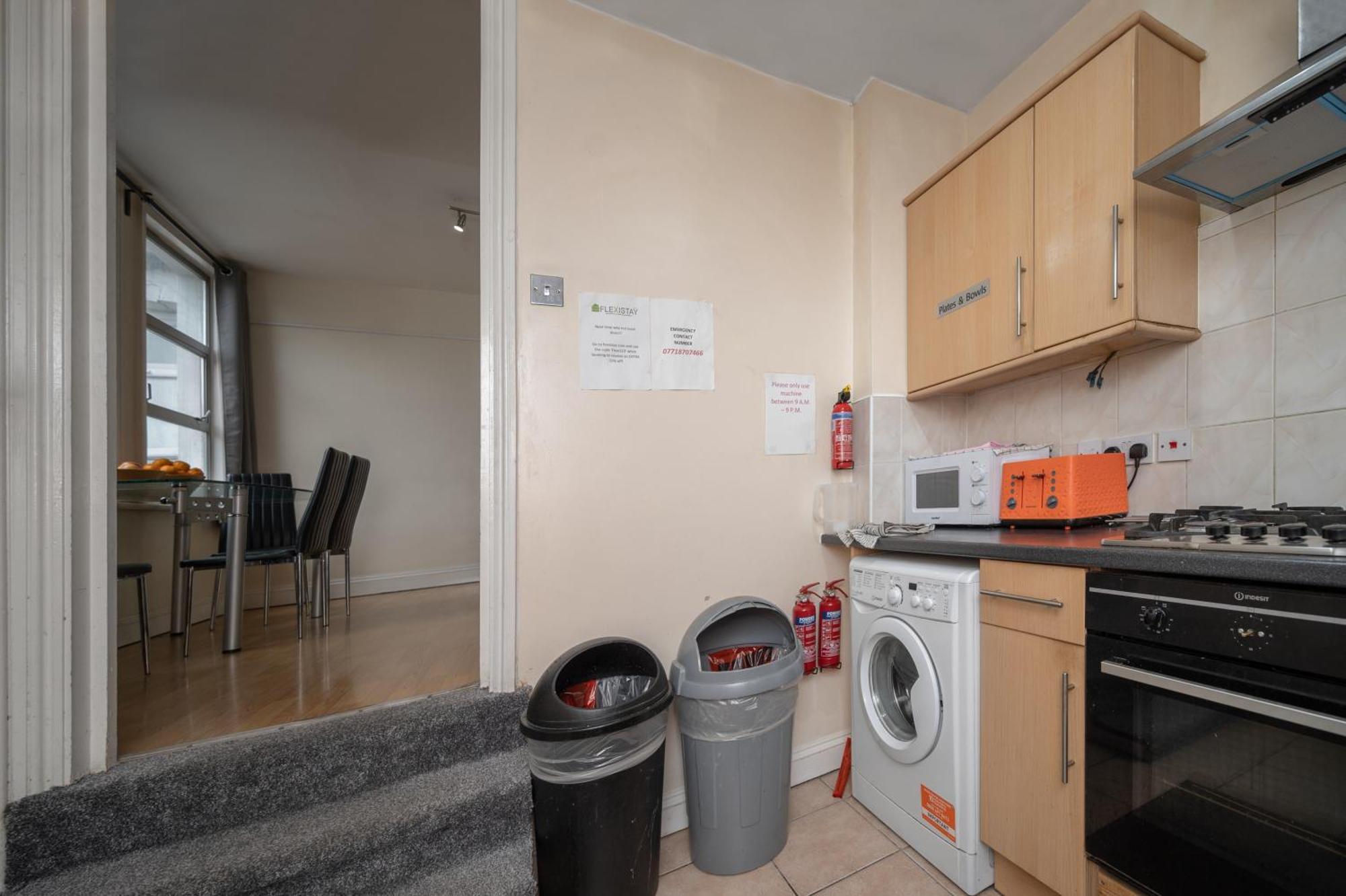 Flexistay Aparthotel Tooting Londra Exterior foto