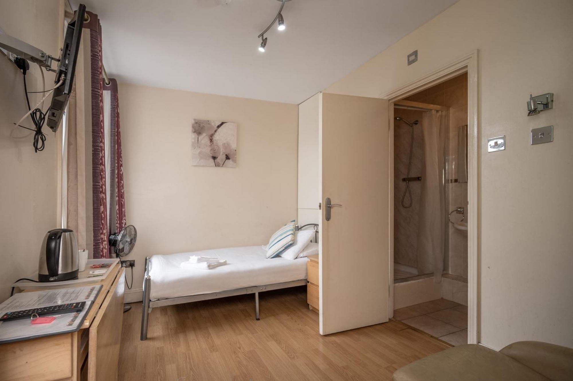 Flexistay Aparthotel Tooting Londra Exterior foto